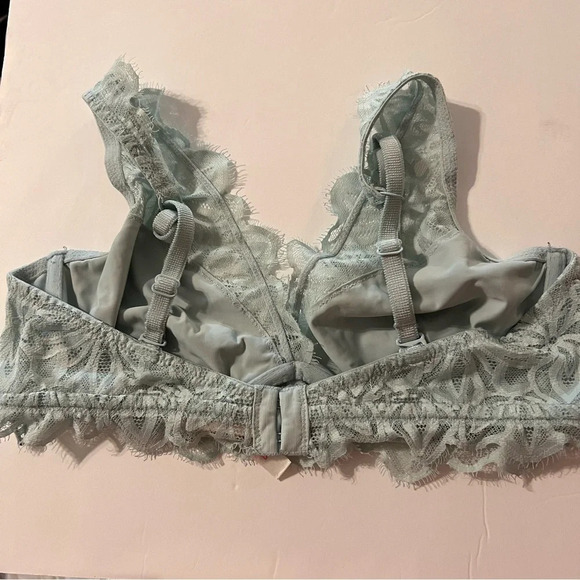 PINK Victoria's Secret Dare Unlined Wired Bra Bralette Lace Blue Medium - Picture 3 of 5